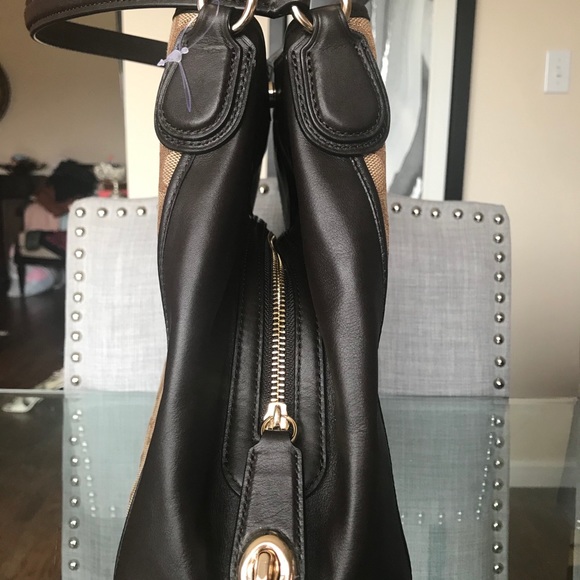 Coach Signature bag - Picture 2 of 9